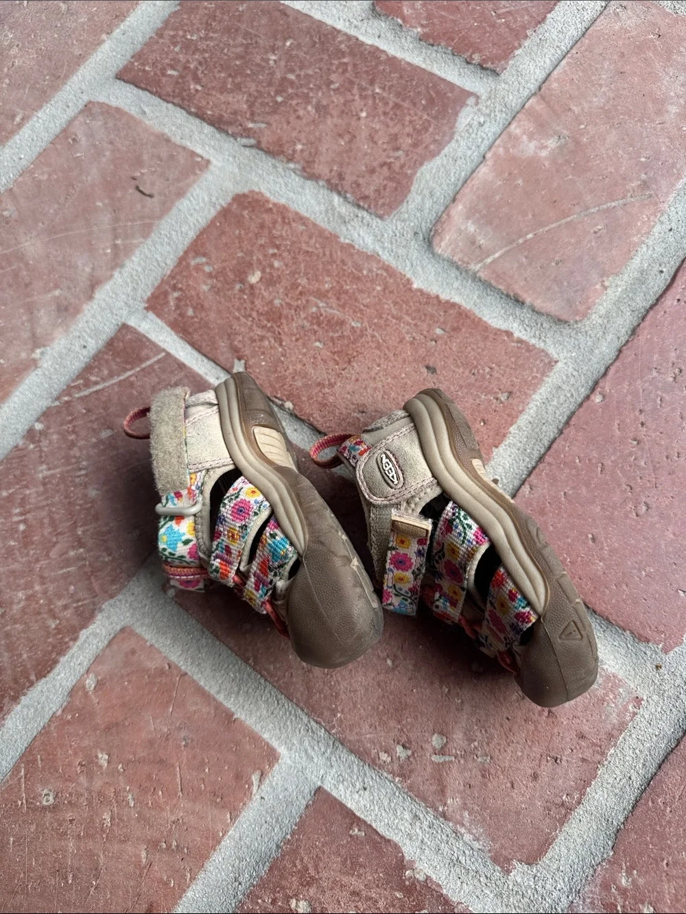 KEEN Unisex-Child Newport H2 Closed Toe Water Sandals 5